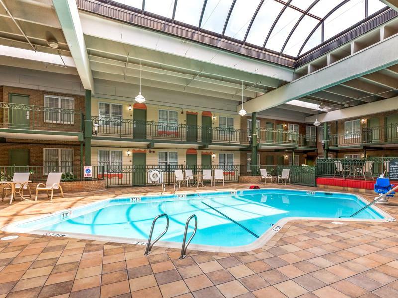 Clarion Inn Frederick Event Center Exterior foto